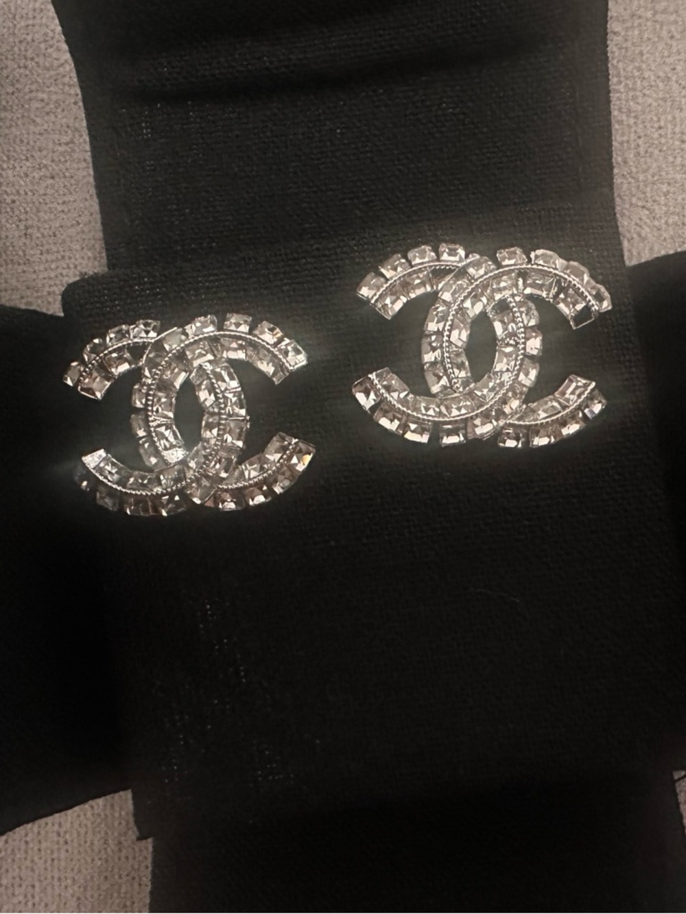 Chanel stud earrings - Picture 8 of 10